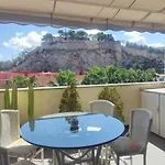 Atico Duplex Con Vistas Al Mar, Castillo Y Montana, Minima De 10 Noches דירה *