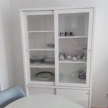 Atico Duplex Con Vistas Al Mar, Castillo Y Montana, Minima De 10 Noches *